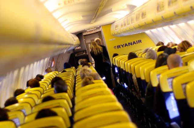 Ryanair svende tutto