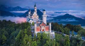 Il castello di Neuschwanstein in Baviera